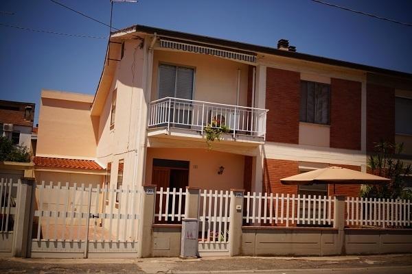 オリスターノ Il Melograno Bed & Breakfast エクステリア 写真